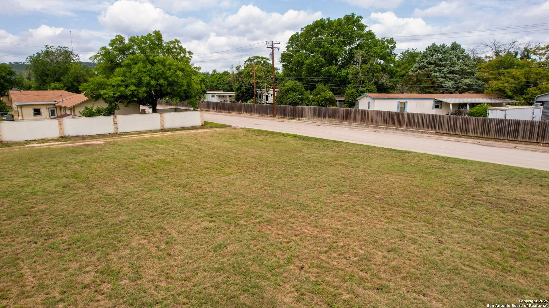 0.4 acres in Kerr County - photo 7