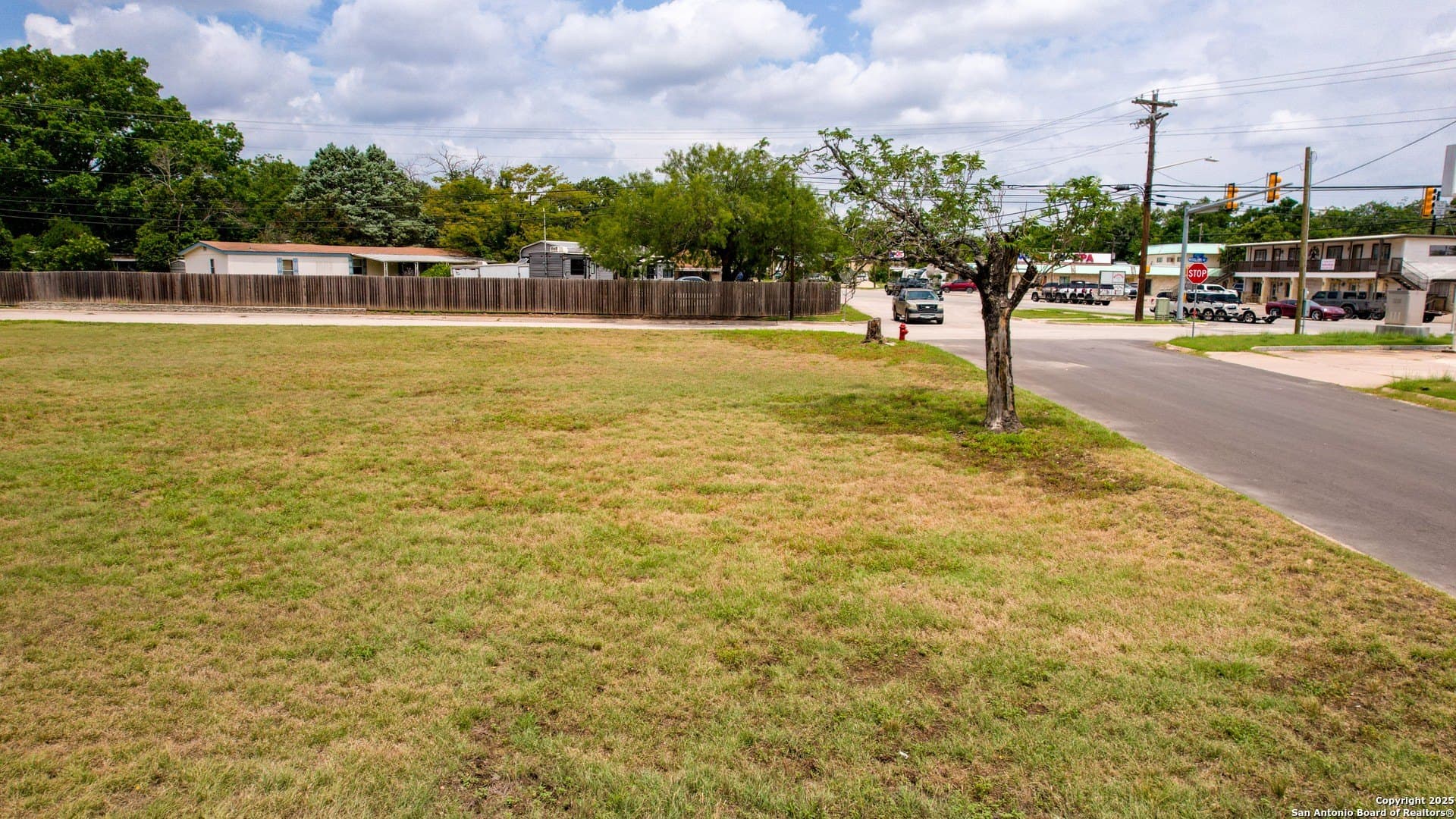 0.4 acres in Kerr County featured view