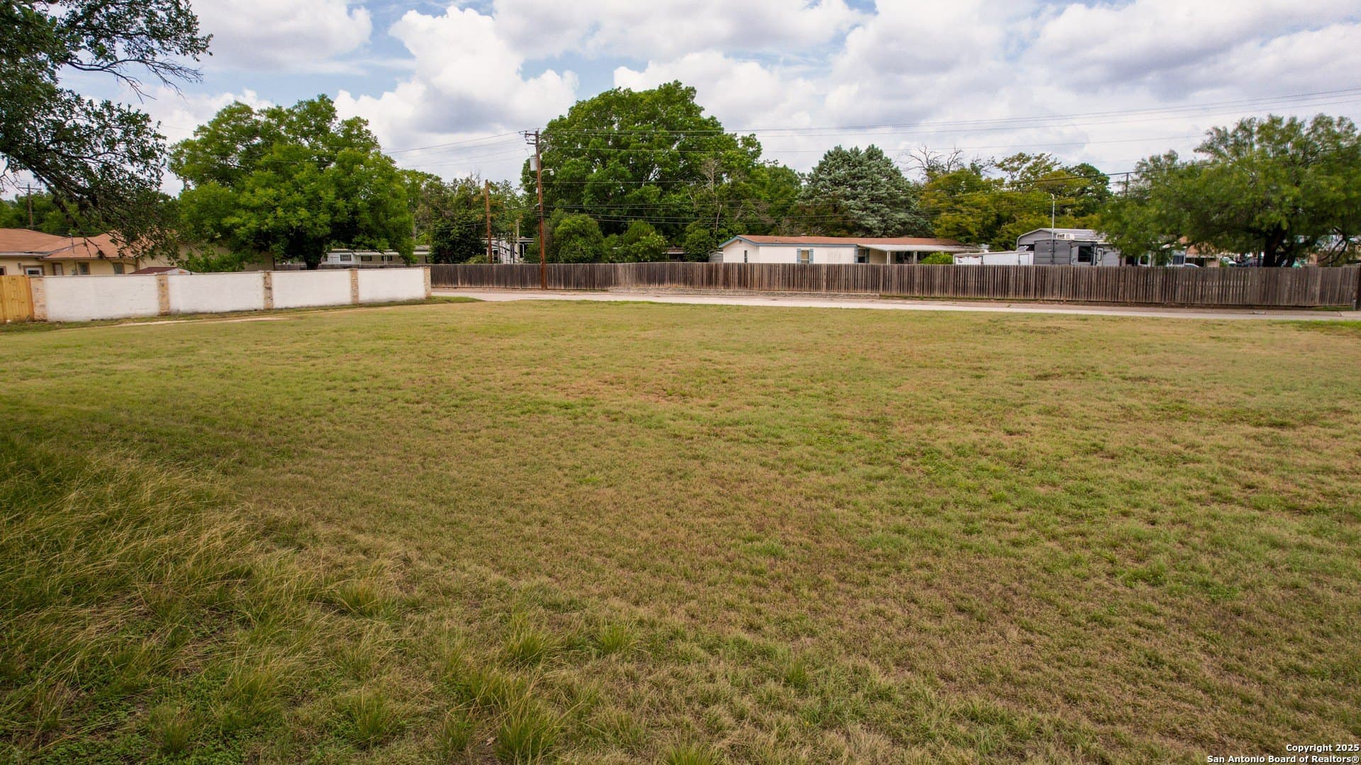 0.4 acres in Kerr County - photo 11