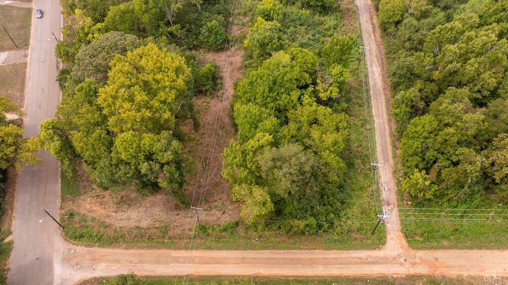 0.14 acres in ANDERSON County - photo 4