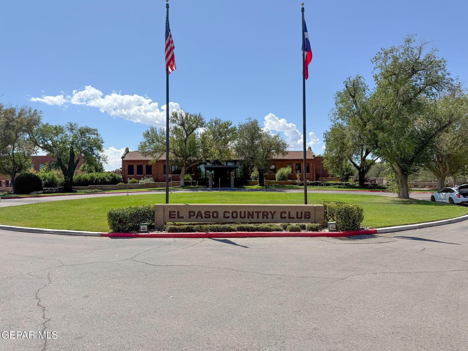 0.85 acres in El Paso County - photo 12