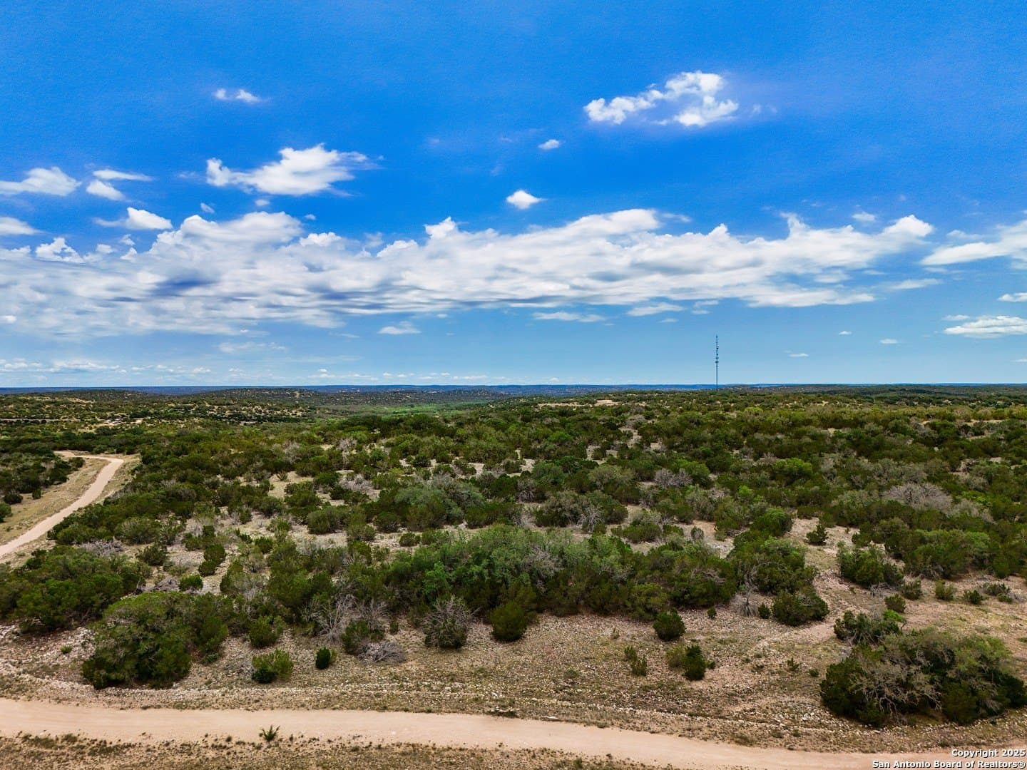 48.73 acres in Edwards County gallery image 4