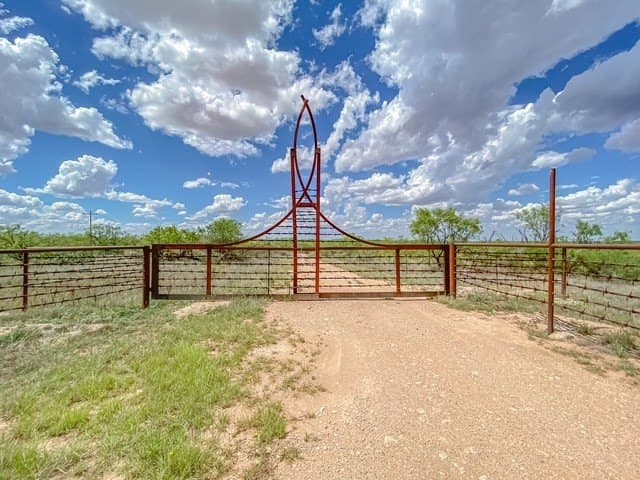 117.71 acres in Jones County - photo 40