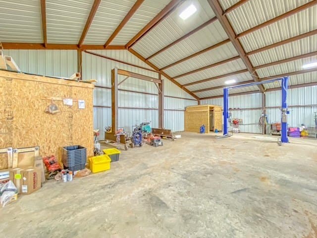 117.71 acres in Jones County - photo 6