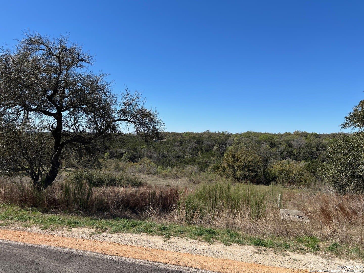 1.56 acres in Comal County - photo 7