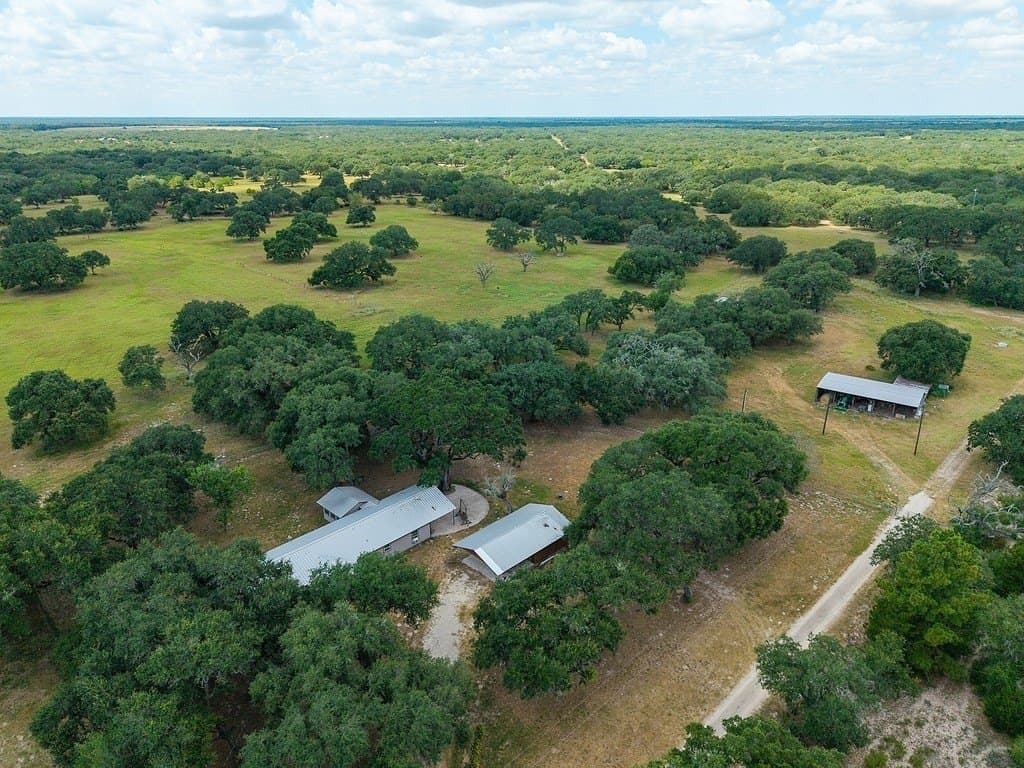 33.24 acres in Lavaca County - photo 2