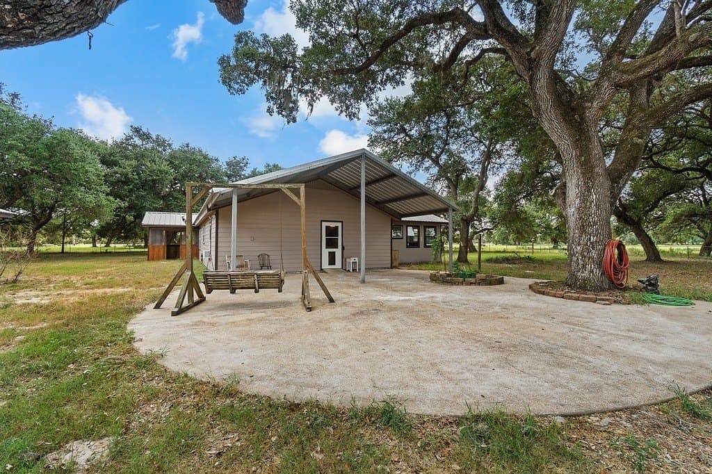 33.24 acres in Lavaca County - photo 15