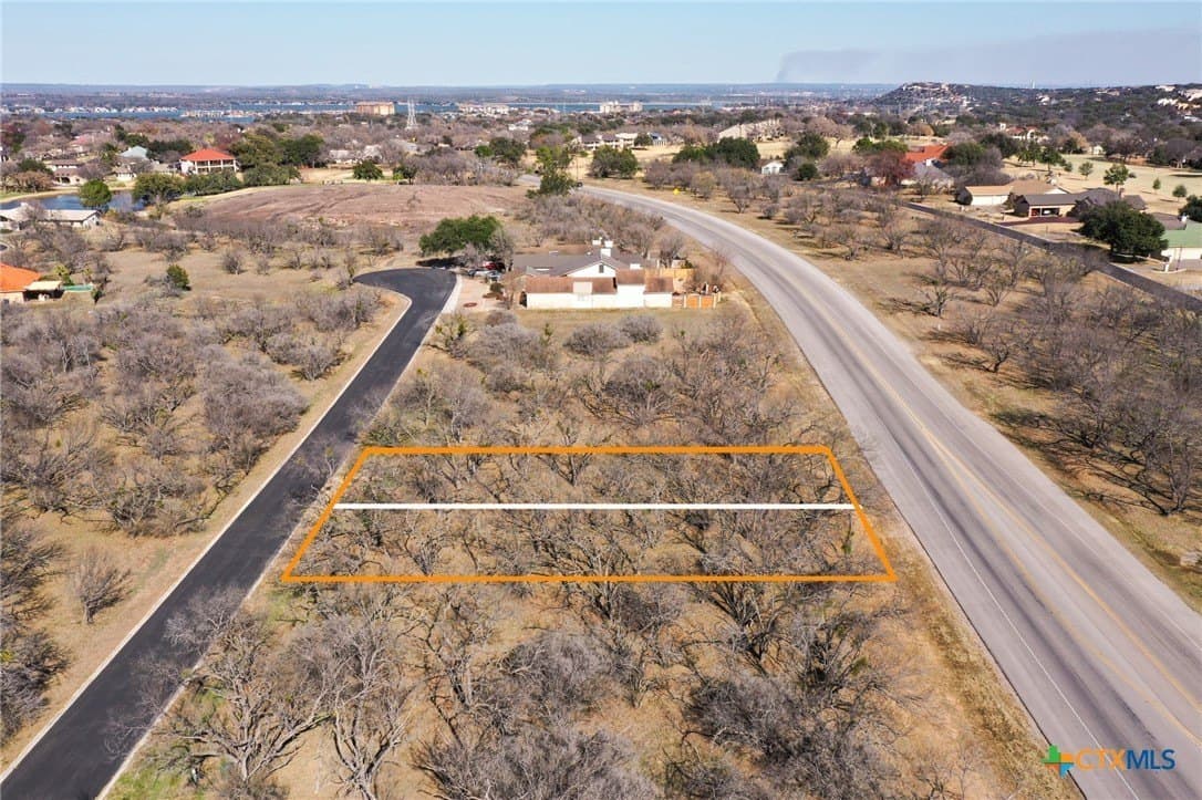 0.12 acres in Llano County gallery image 2