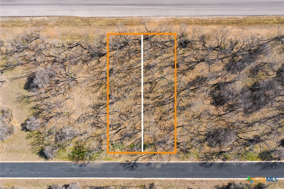 0.12 acres in Llano County gallery image 3