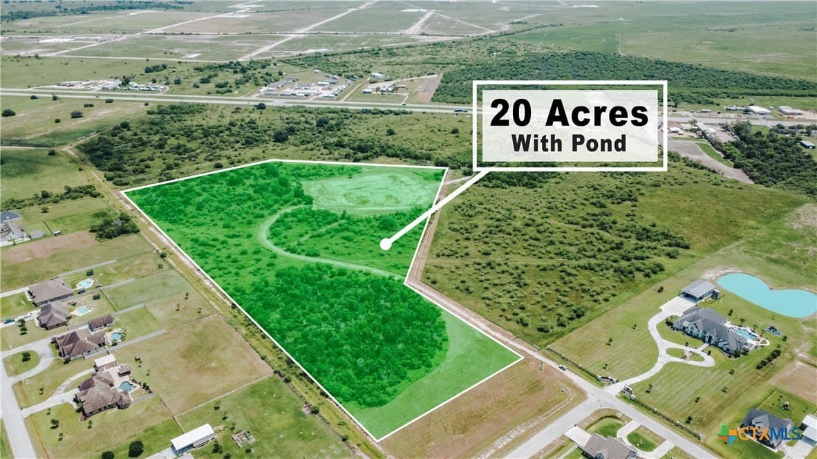 21 acres in Victoria County