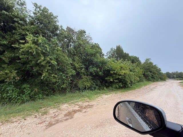 1.1 acres in Bosque County gallery image 4