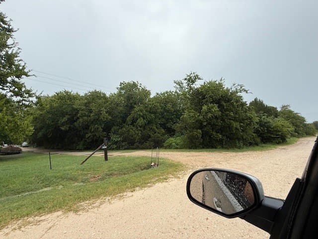 1.1 acres in Bosque County gallery image 3