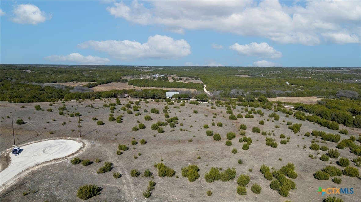 6 acres in Burnet County gallery image 4