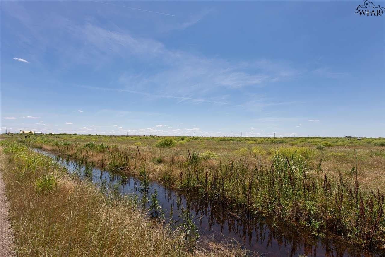 19.99 acres in Wichita County - photo 9