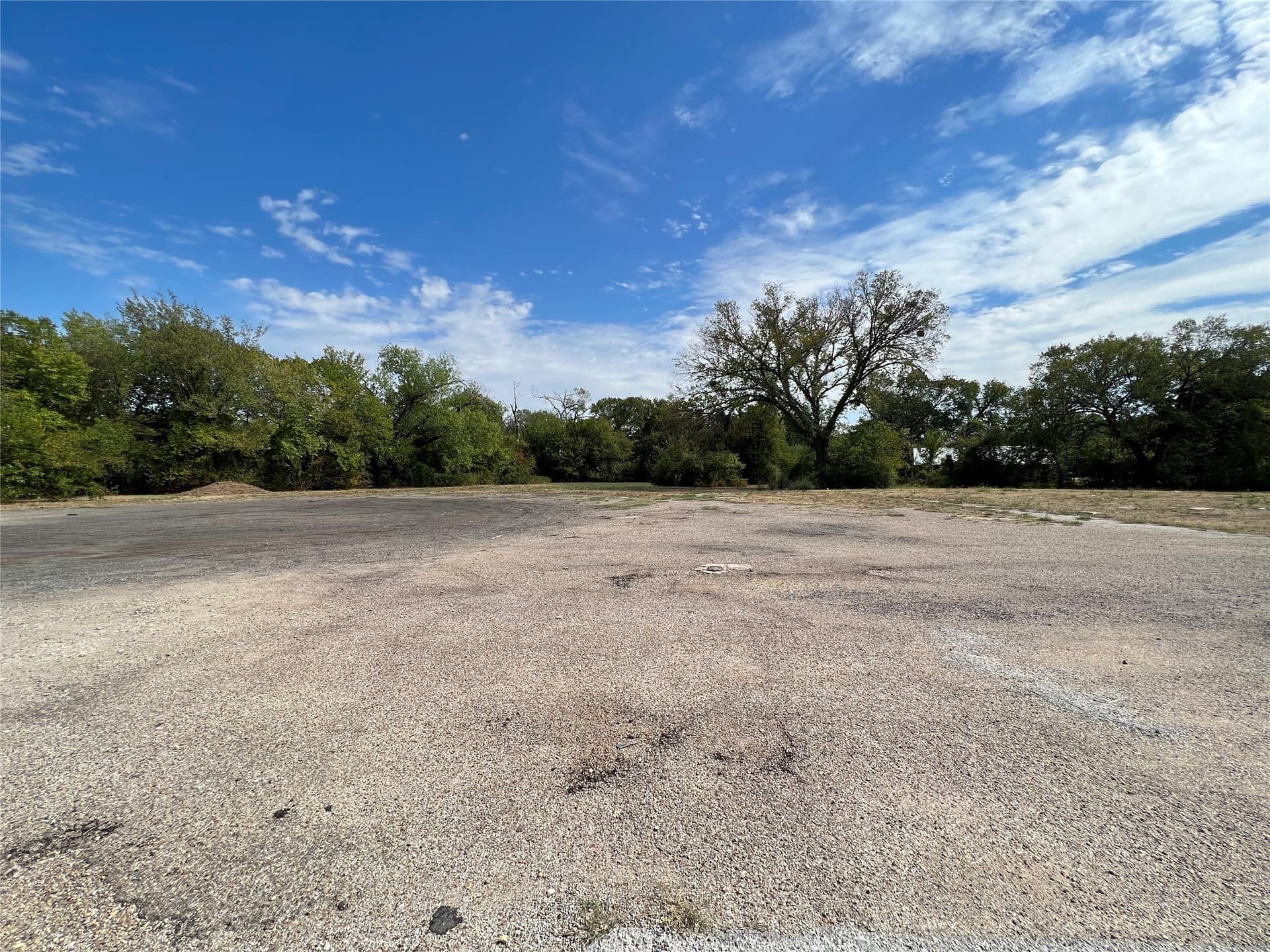 1.46 acres in Tarrant County - photo 9
