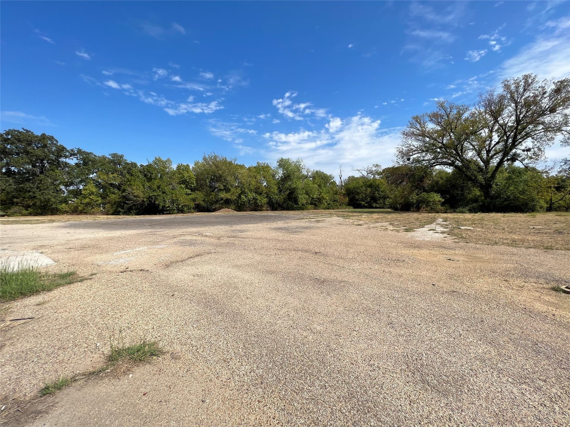 1.46 acres in Tarrant County - photo 8