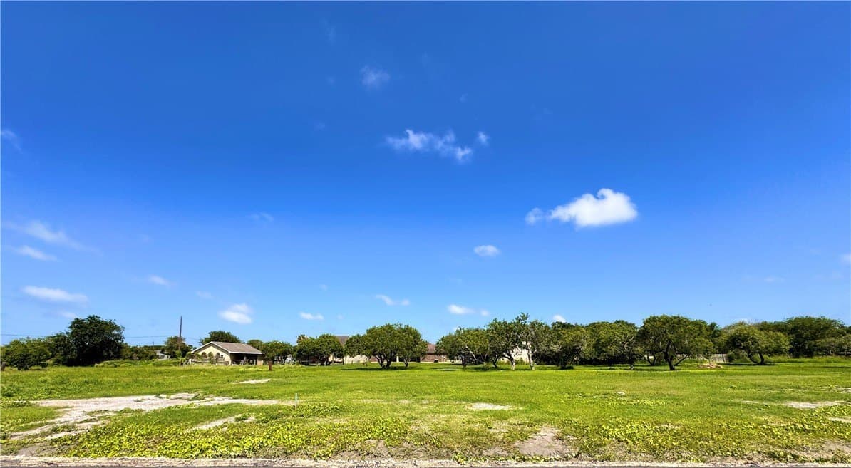 0.43 acres in Nueces County