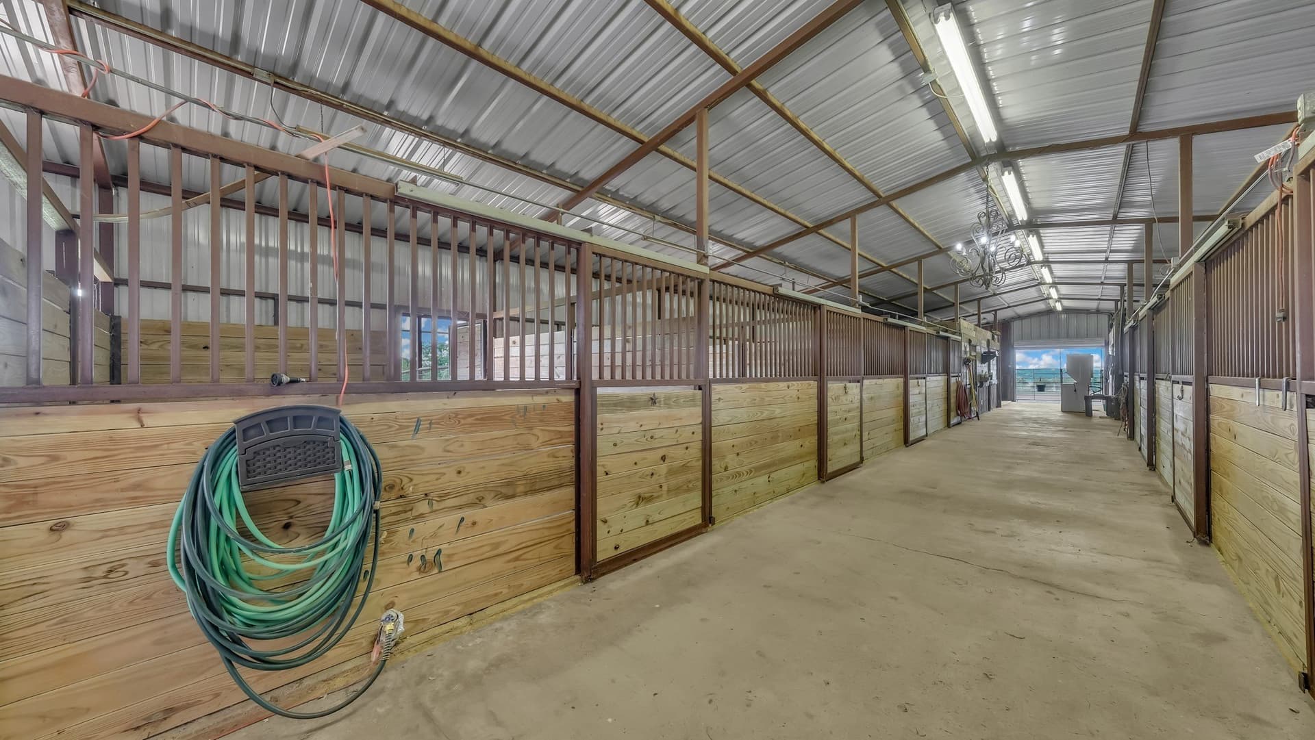 165.3 acres in Wise County - photo 7
