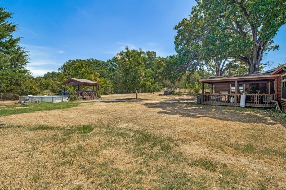 10 acres in Kaufman County - photo 22
