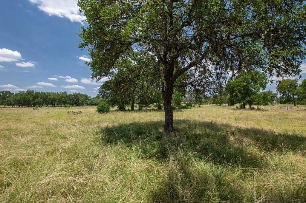 7.42 acres in Kerr County