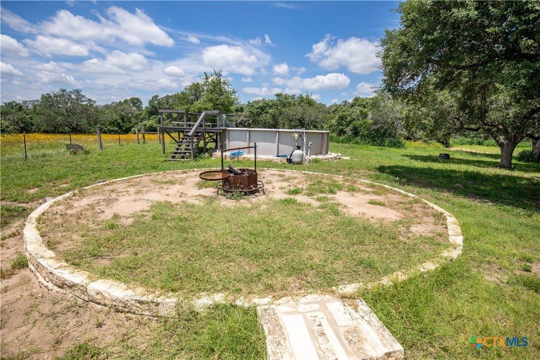 43.81 acres in Gonzales County - photo 32