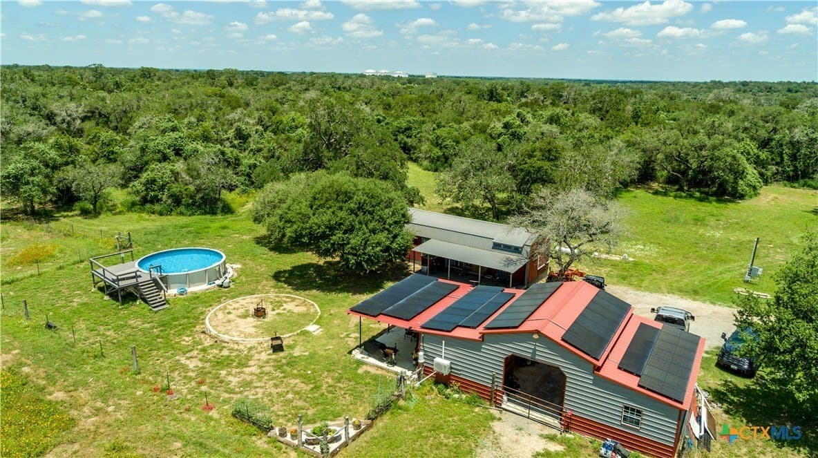 43.81 acres in Gonzales County - photo 7