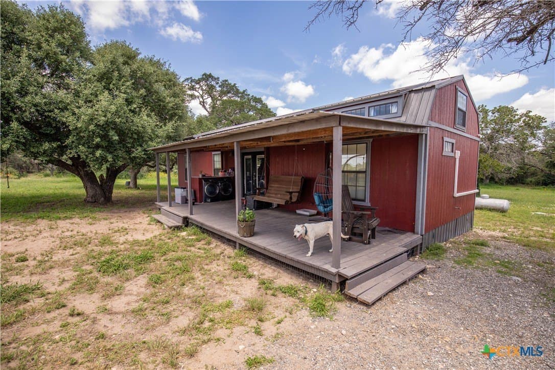 43.81 acres in Gonzales County - photo 10