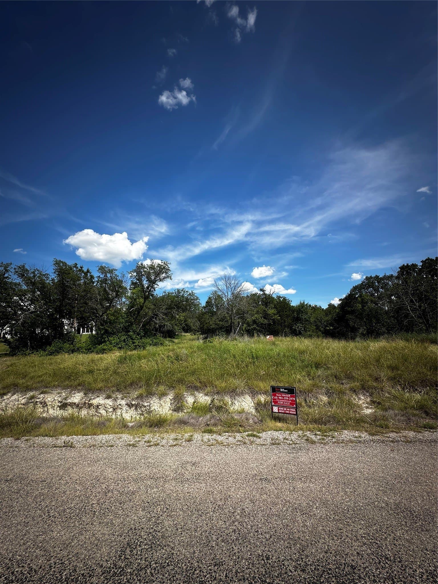 2.01 acres in Parker County gallery image 3
