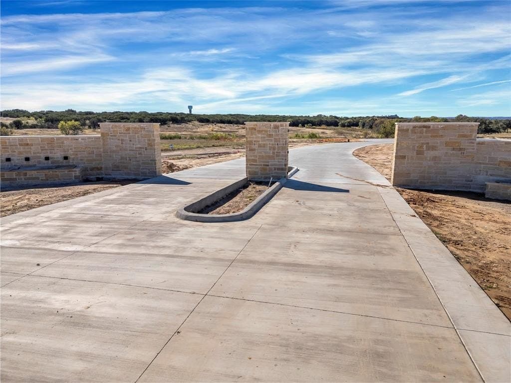 1.03 acres in Hood County gallery image 3