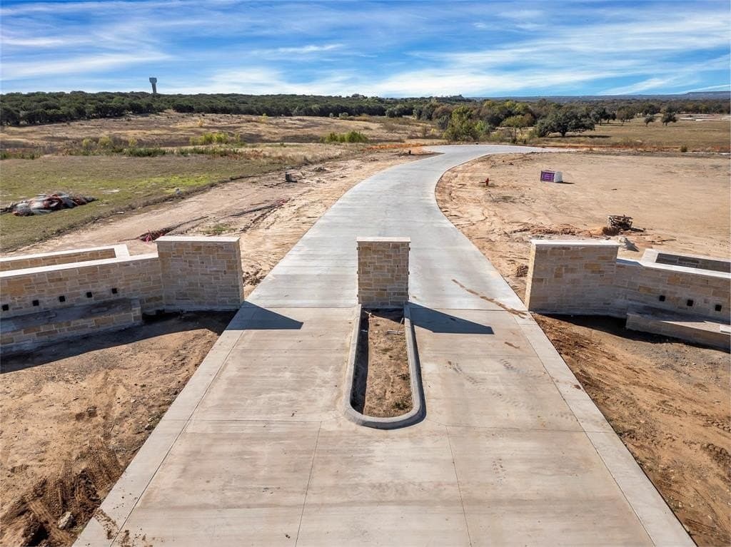 1.03 acres in Hood County gallery image 2