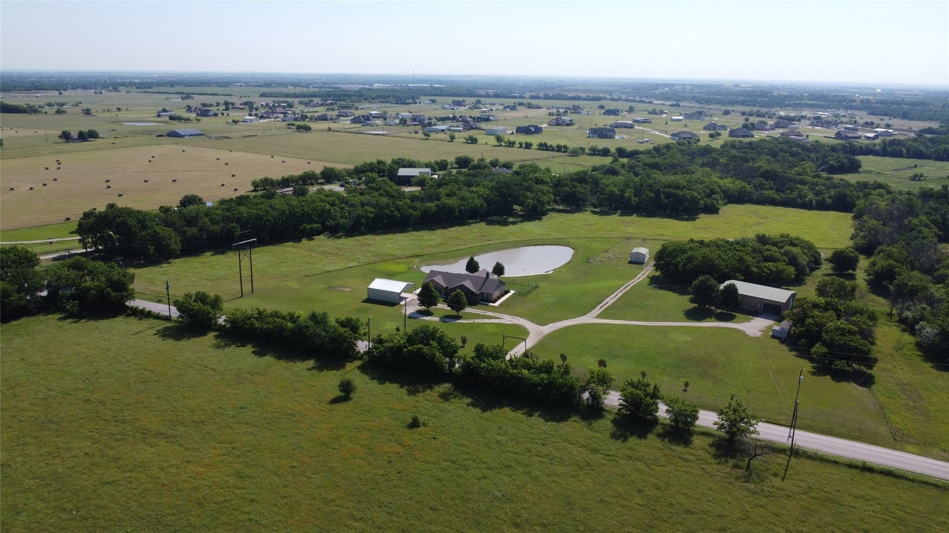 10 acres in Denton County - photo 2