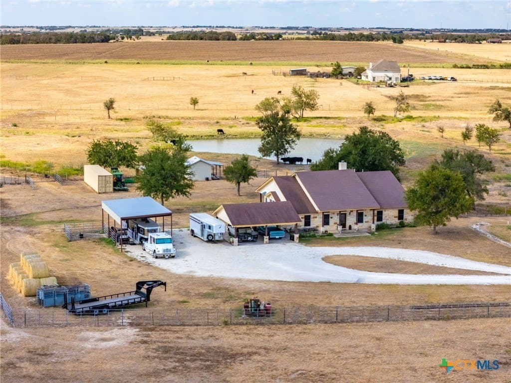 30.61 acres in Williamson County - photo 7