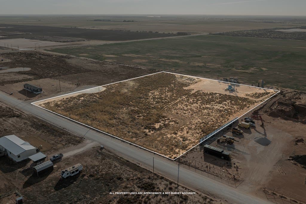 5.73 acres in Midland County gallery image 3