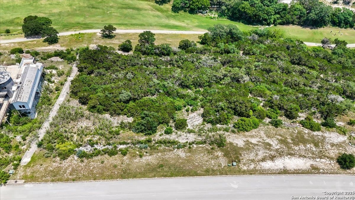 0.79 acres in Bexar County gallery image 2