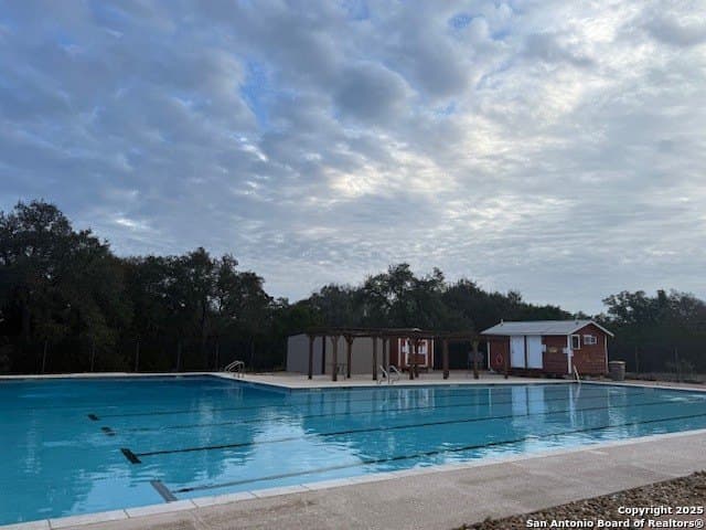 1.1 acres in Comal County gallery image 4