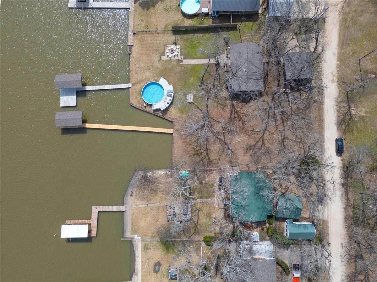 0.18 acres in Henderson County gallery image 4