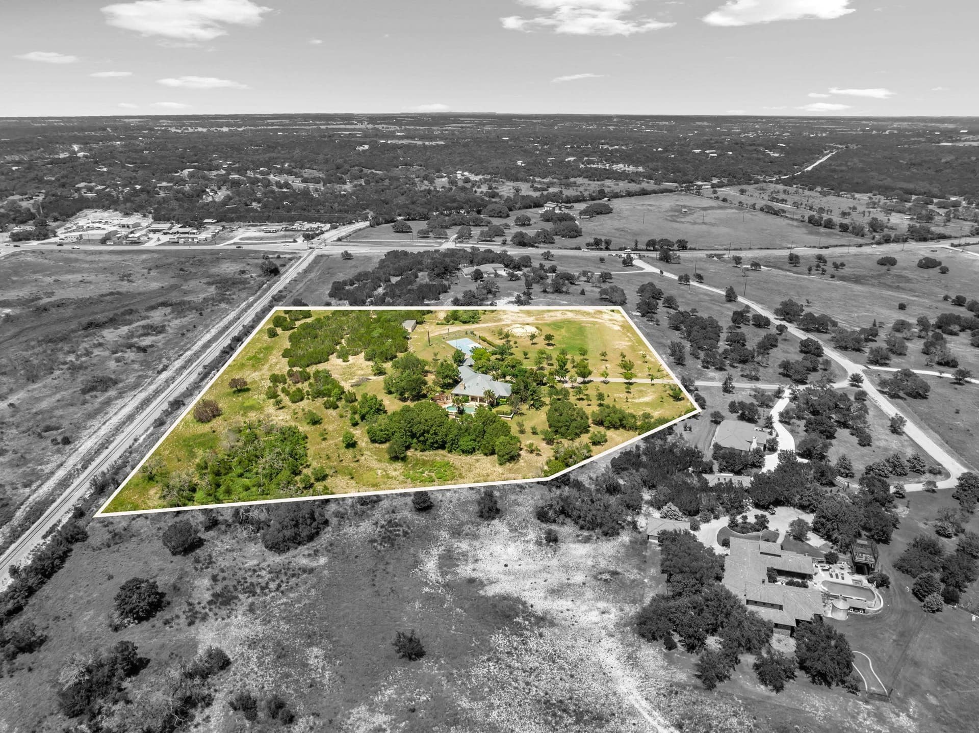 10 acres in Burnet County gallery image 2