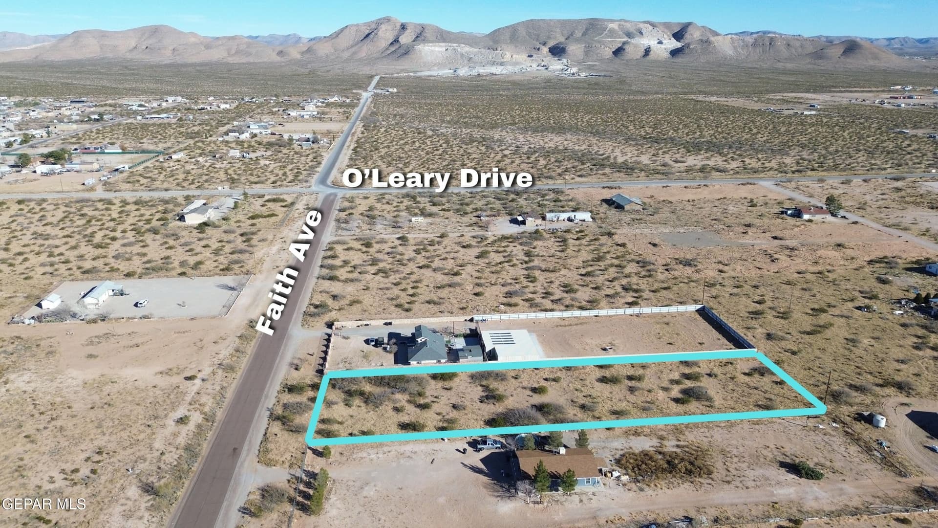 1 acres in El Paso County gallery image 3