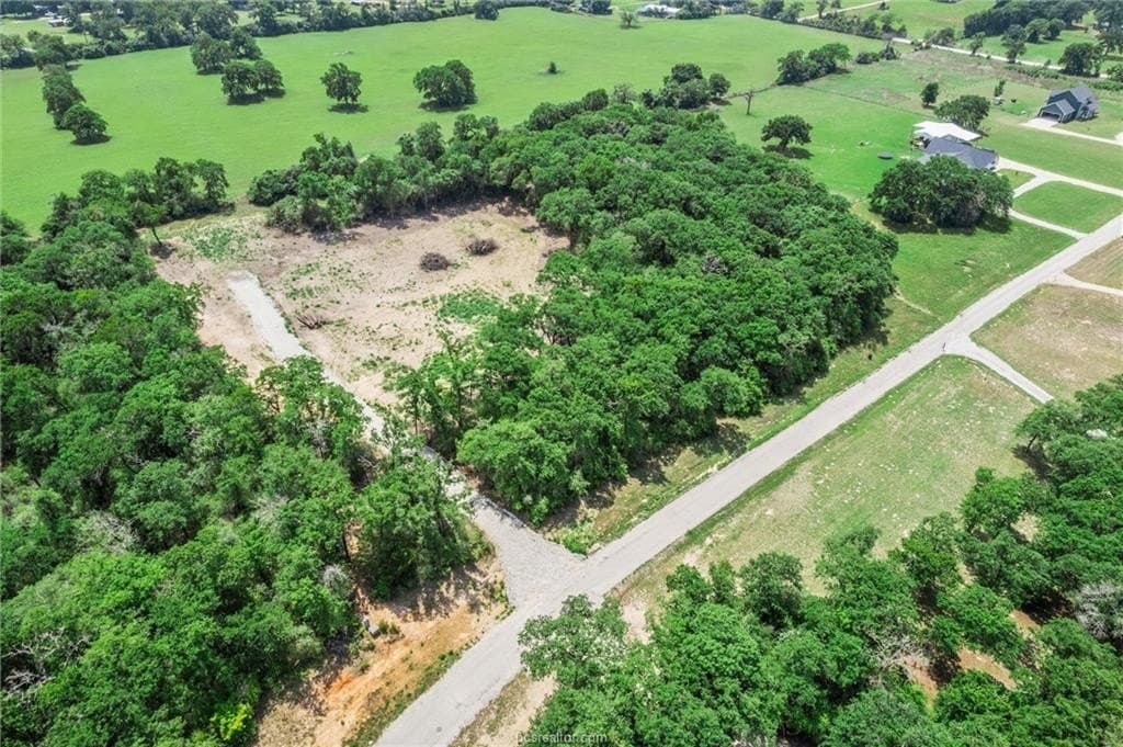 40.8 acres in Robertson County featured view