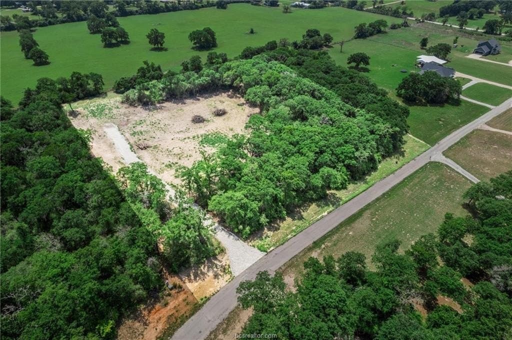 4.08 acres in Robertson County - photo 6