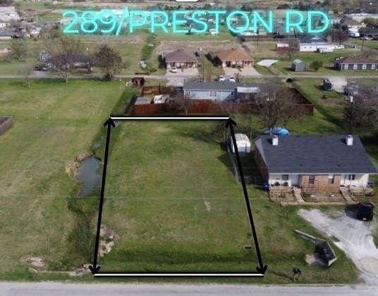 0.42 acres in Grayson County