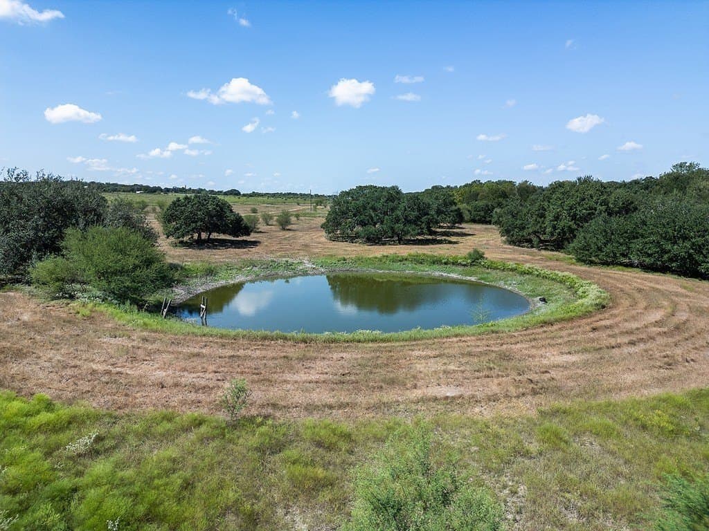 20 acres in Fayette County - photo 2