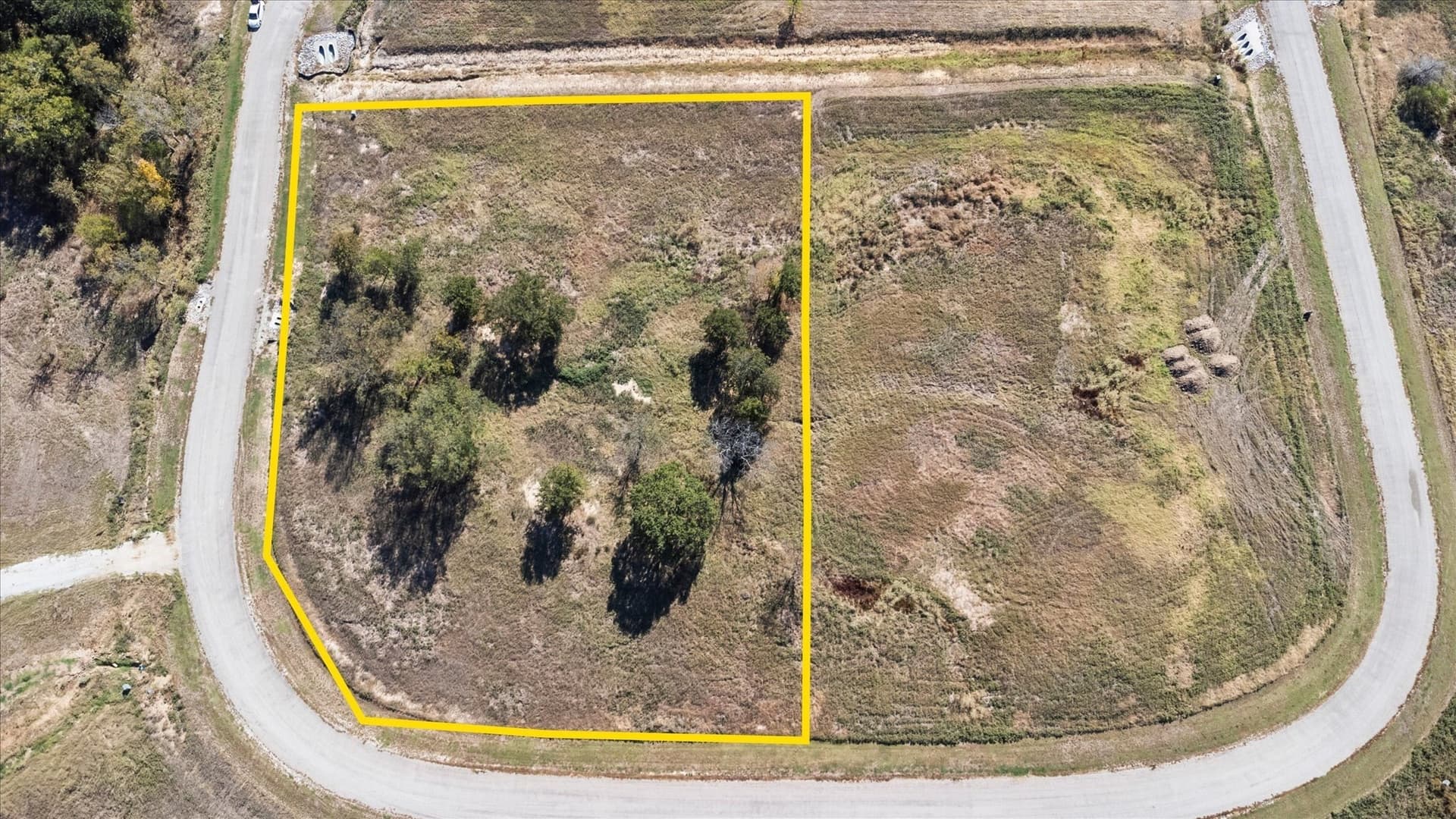 1.67 acres in Grayson County gallery image 2