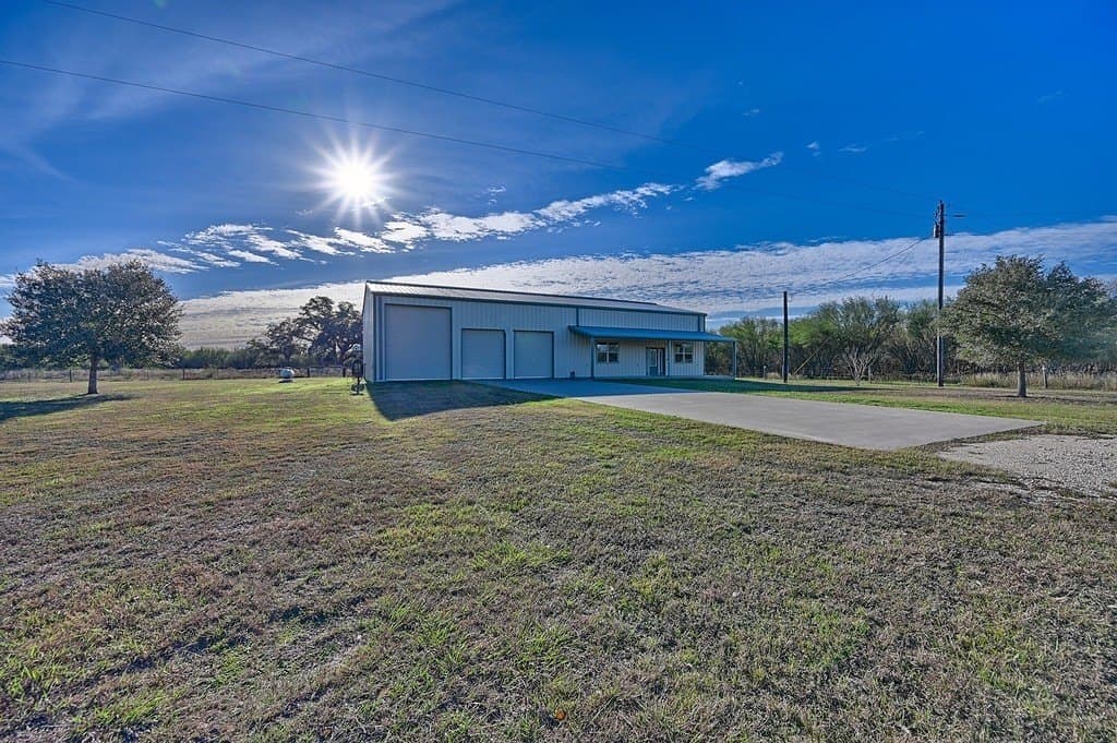 9.28 acres in Fayette County gallery image 2