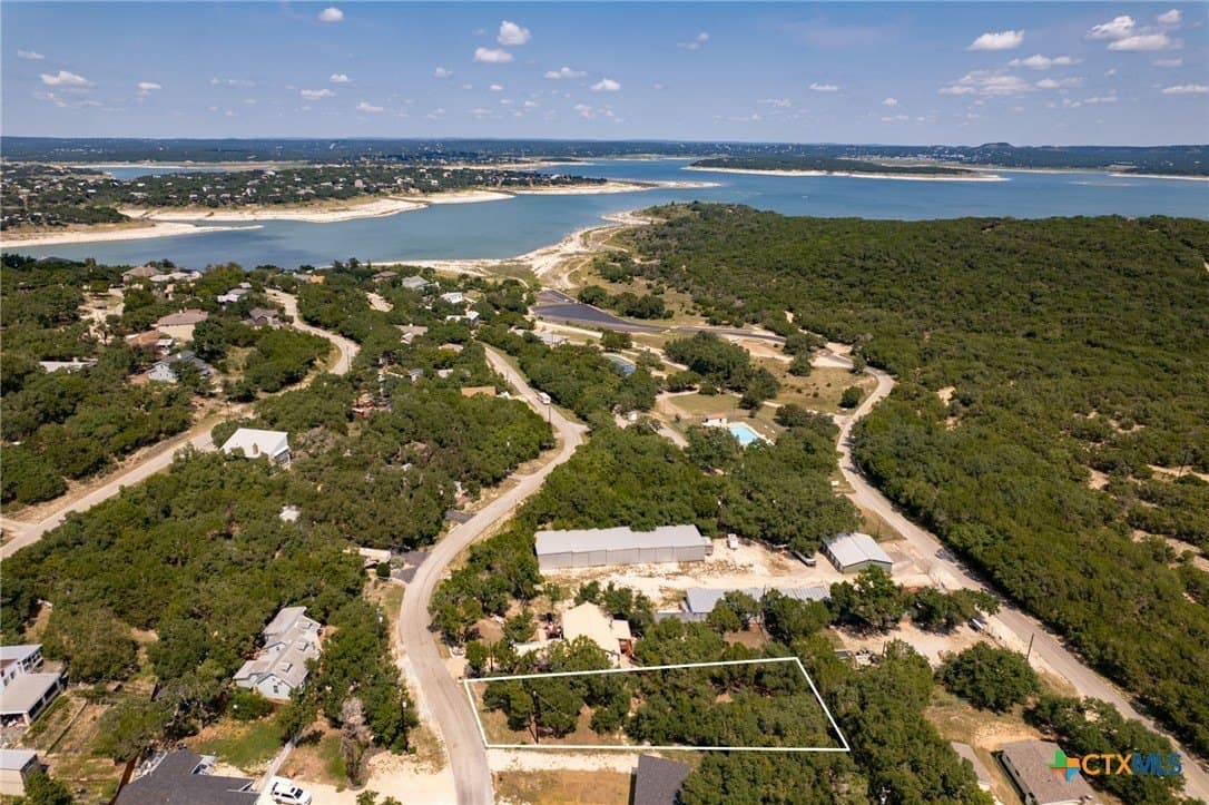 0.23 acres in Comal County - photo 6