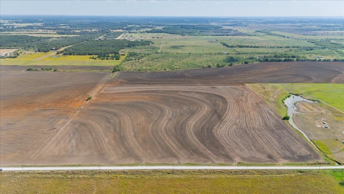 30.3 acres in Hill County - photo 4