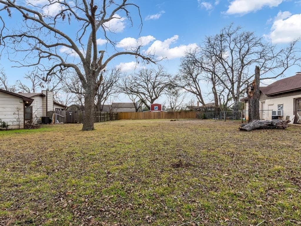 0.21 acres in Johnson County gallery image 2
