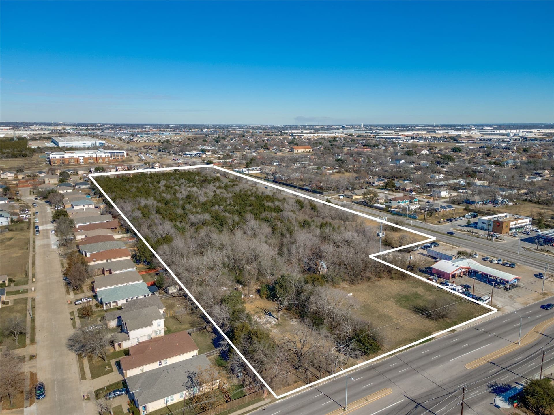 11.5 acres in Dallas County gallery image 2