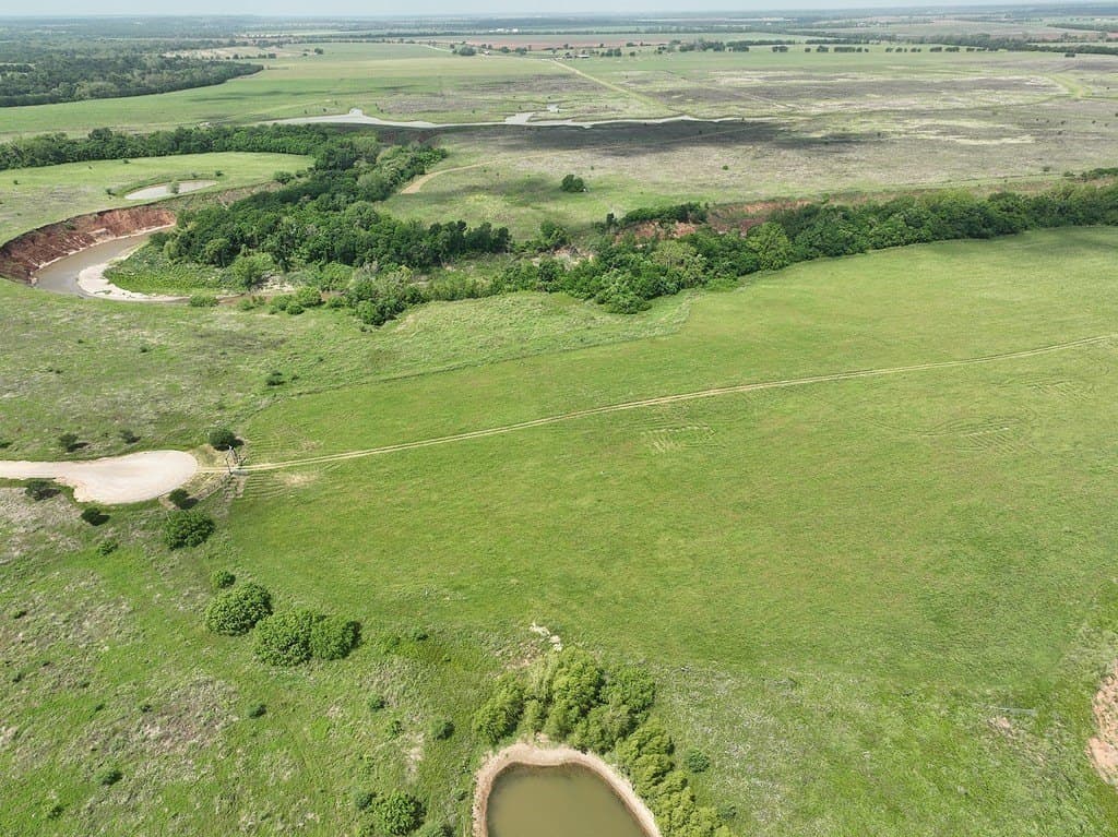 38.56 acres in Grimes County - photo 9