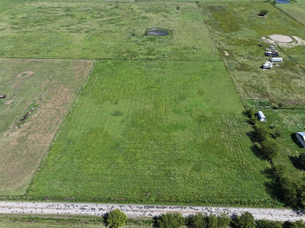 24 acres in Kaufman County - photo 7